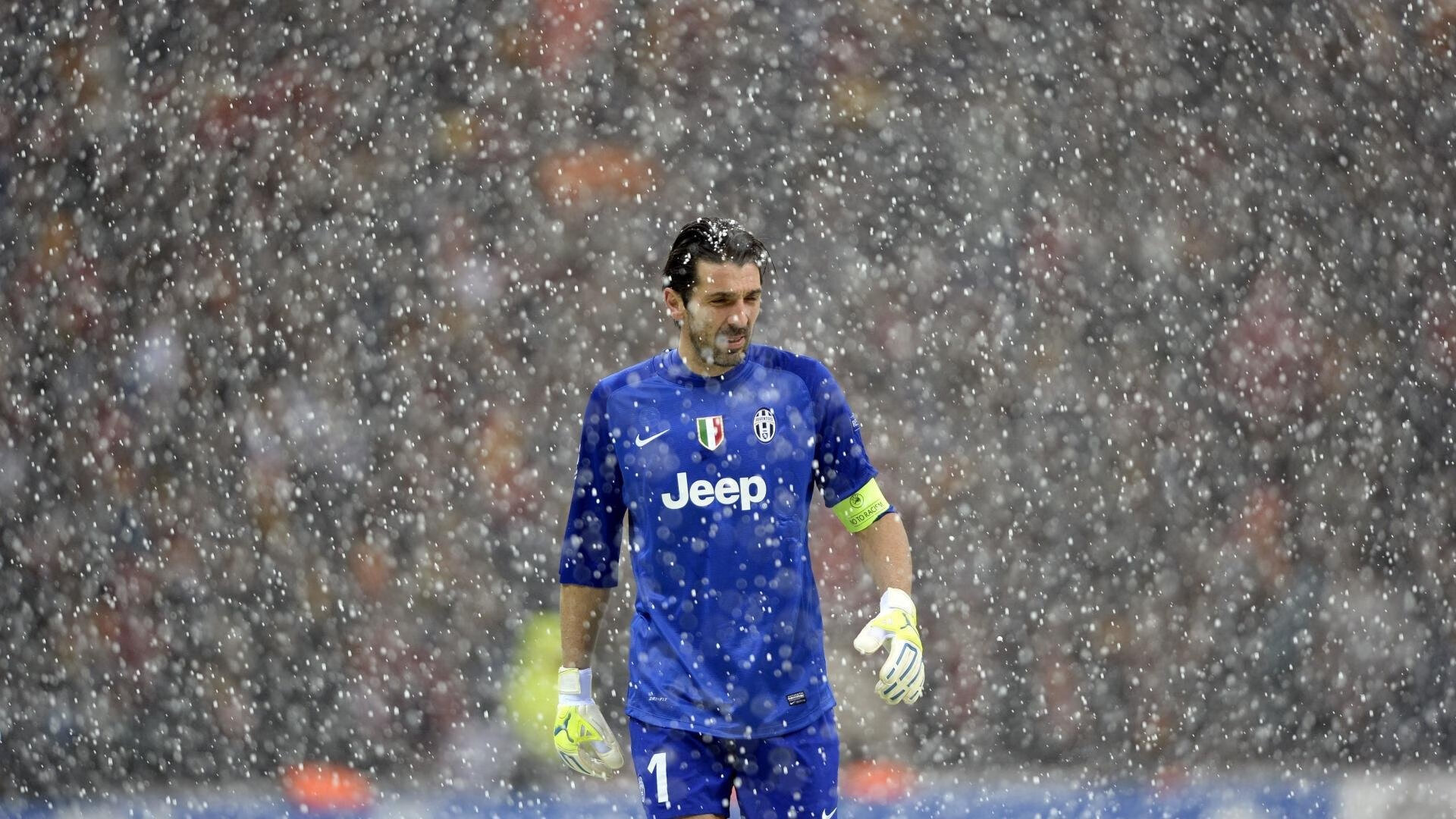 西甲激战正酣，比分2-2，精彩进球由各自核心球员完成，关键数据：控球率60%、射门次数13次